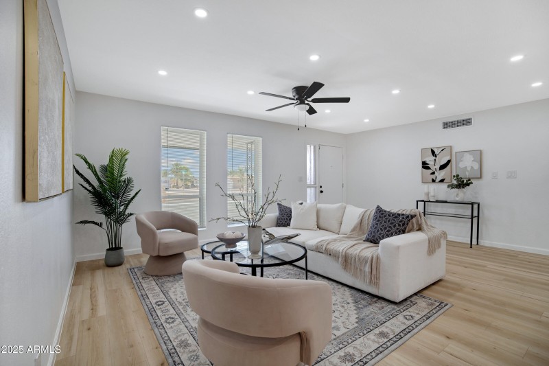 635 N 67th Pl-8
