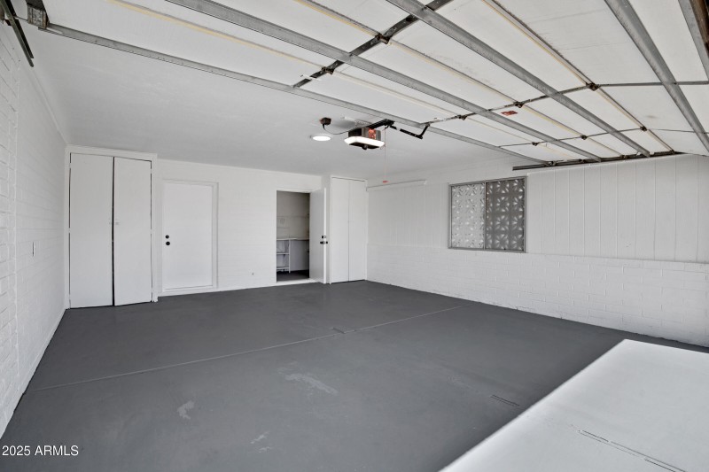 635 N 67th Pl-30
