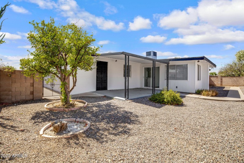 635 N 67th Pl-35