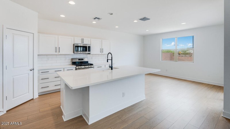 hj-az-phoenix-combs-ranch-discovery-sien