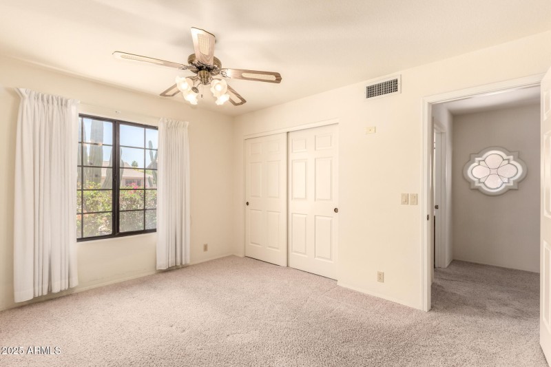 27 - Rockwood 9802