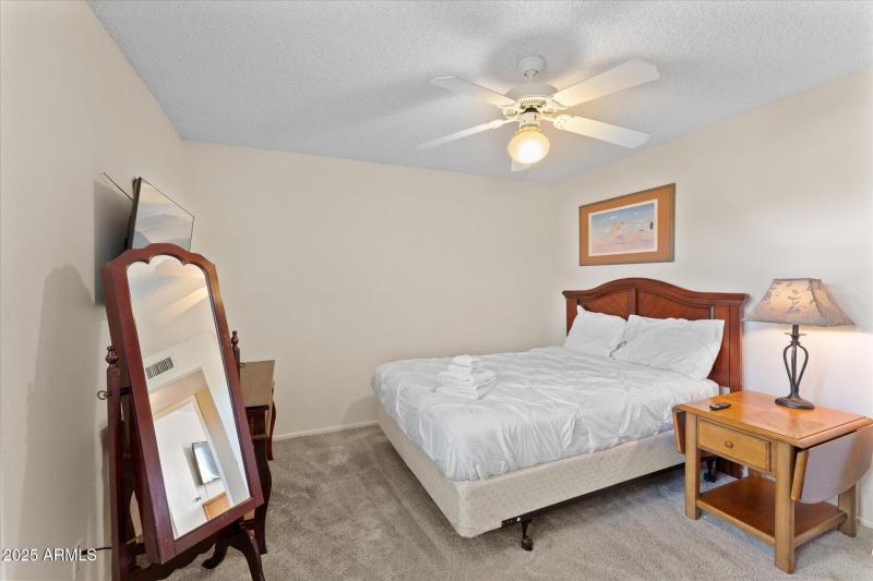 16-016-second-bedroom