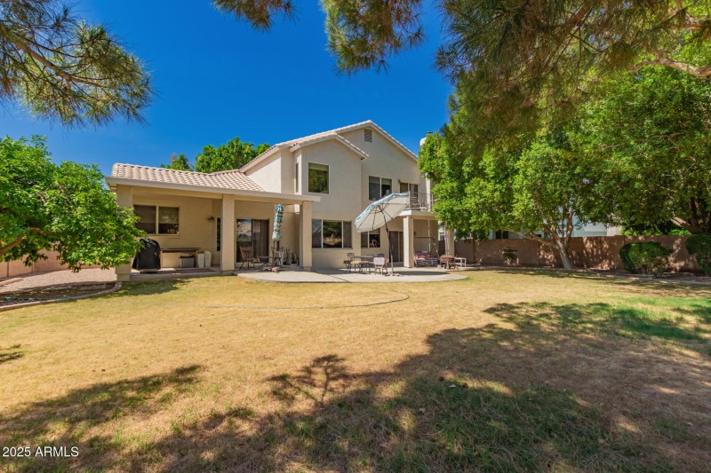 37 - Encinas