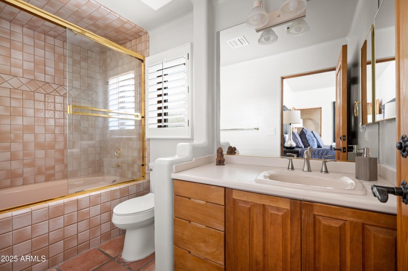 Master 2 bath