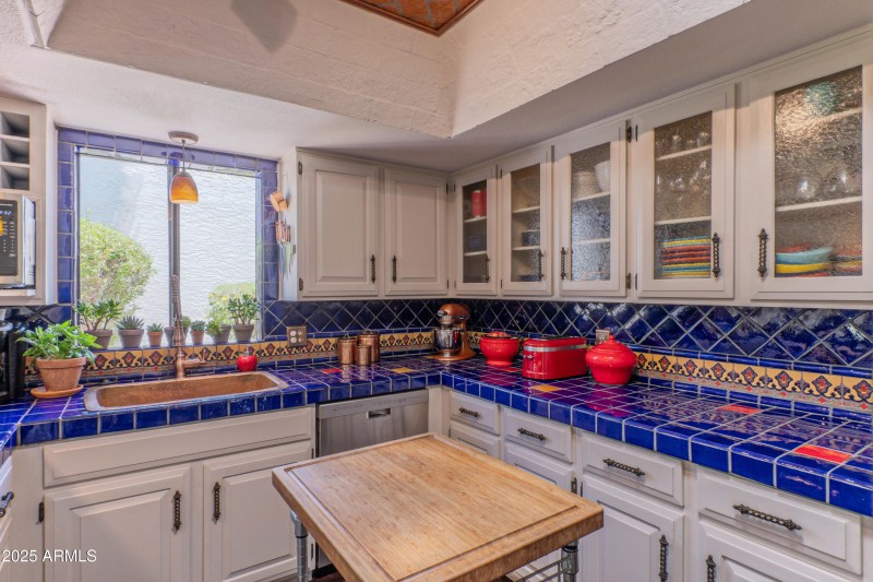 Sunny kitchen