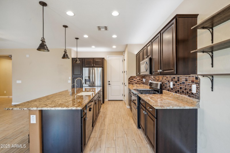 14-Kitchen
