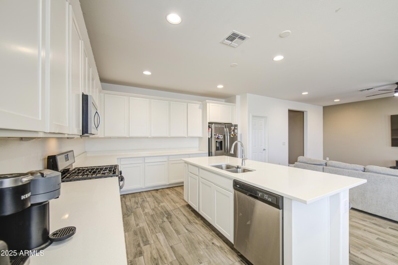 Kitchen 6