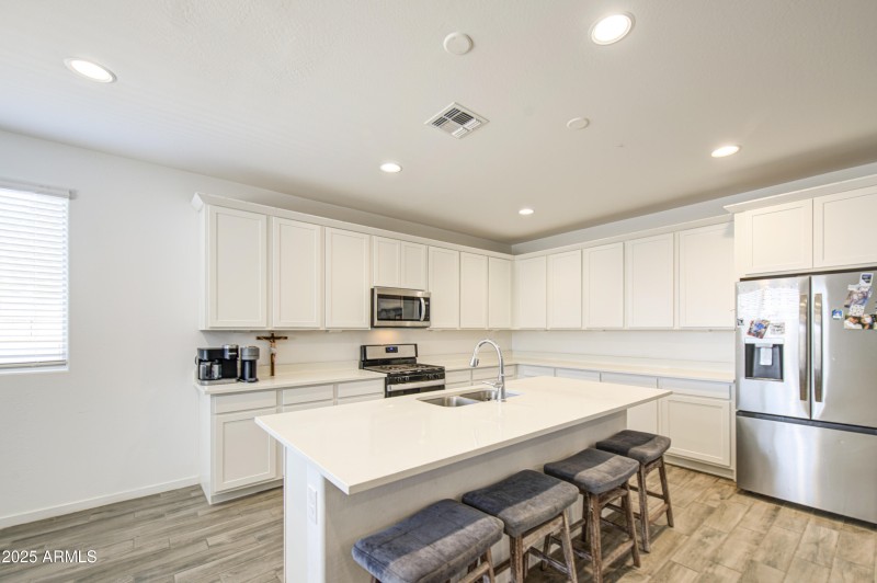 Kitchen 8