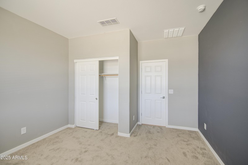 Bedroom 2-pic 2