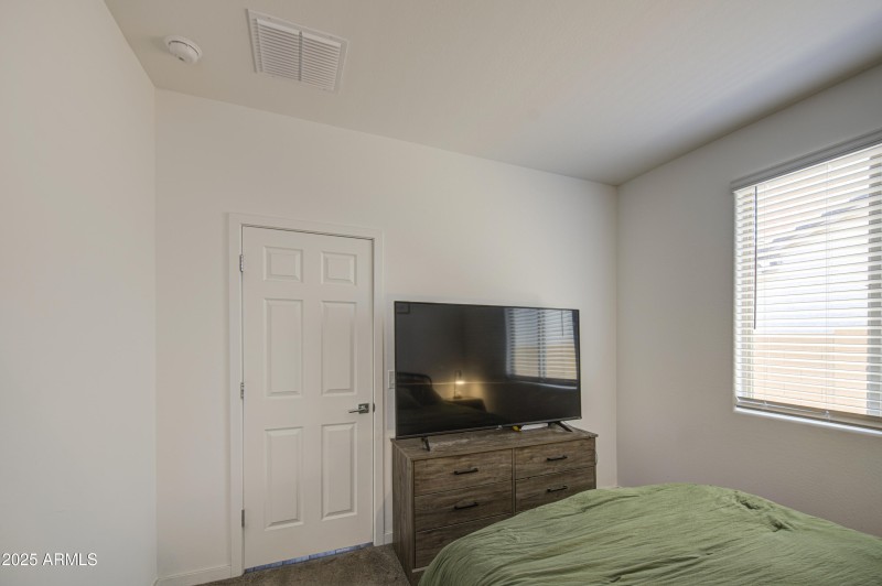 Bedroom 3-pic 2