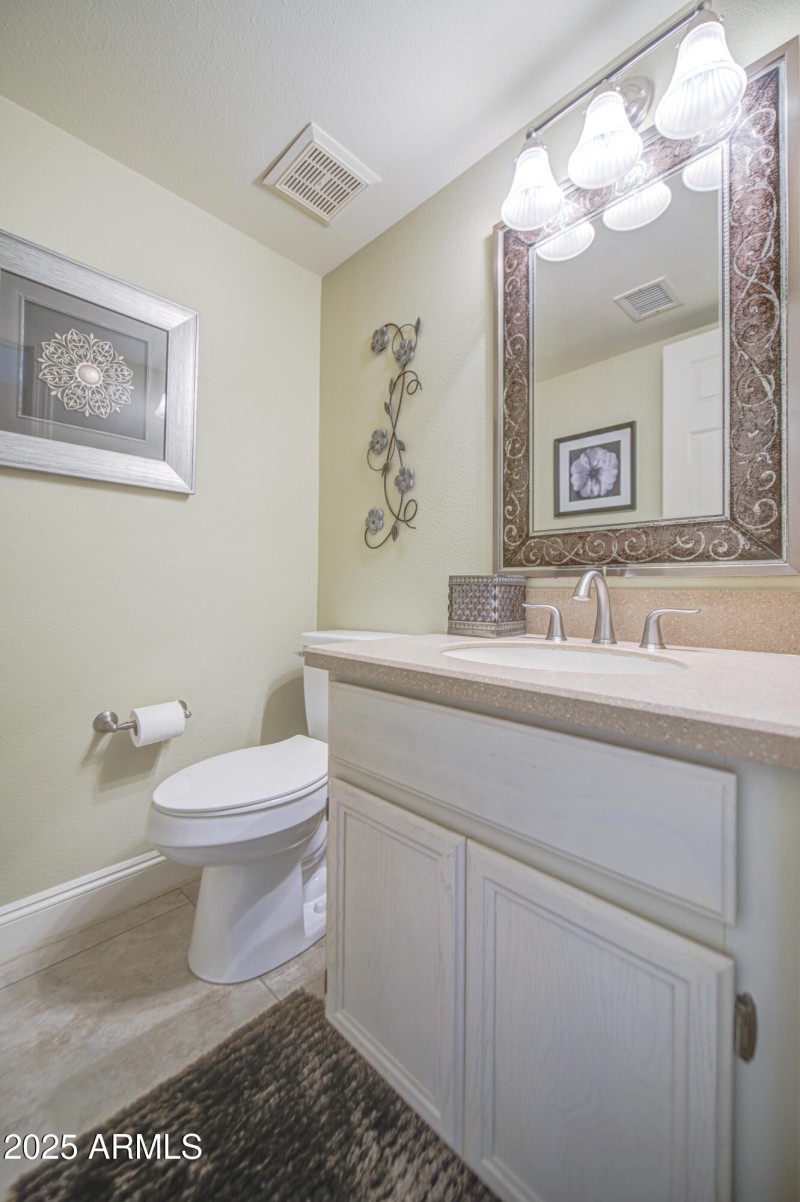 Half Bath-pic 2