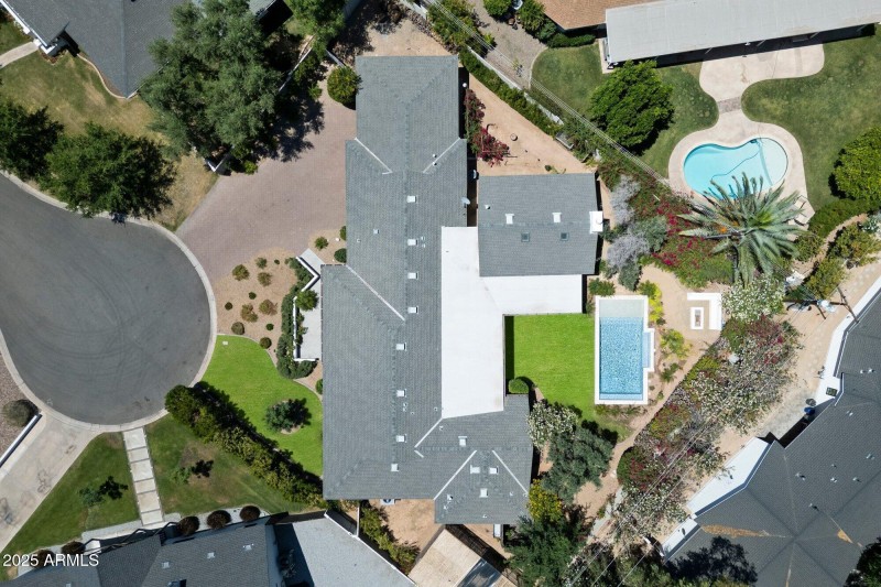 Over 15k SQFT Lot