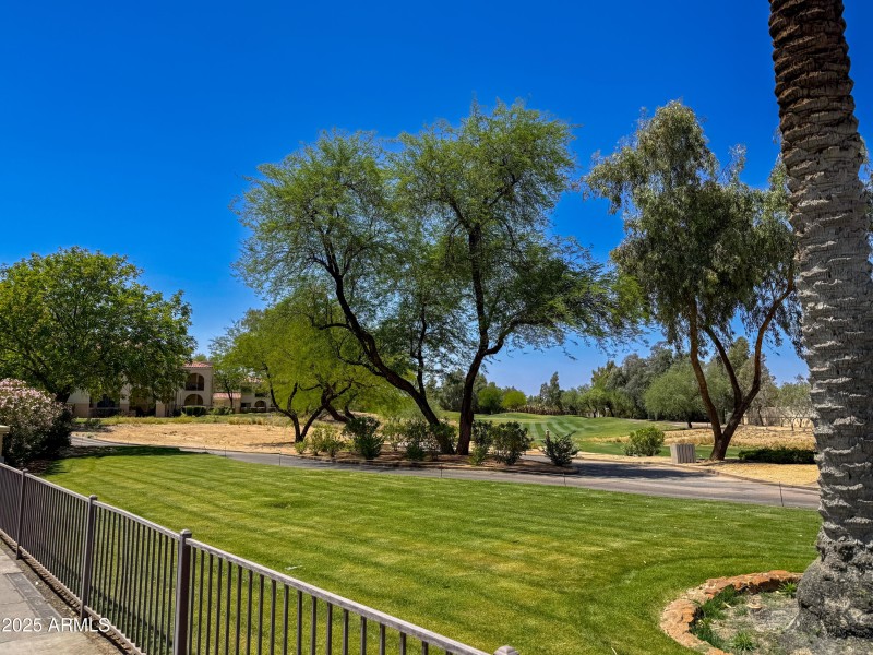3903 E Melody Dr