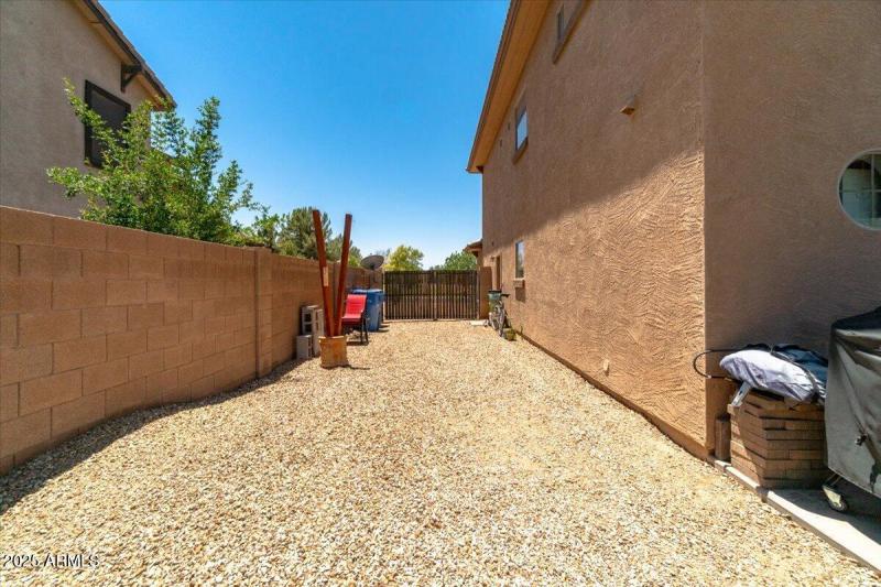 RV Gate