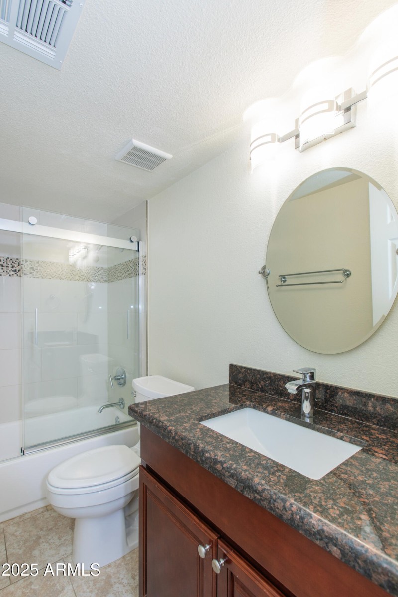 Full Hall Bathroom