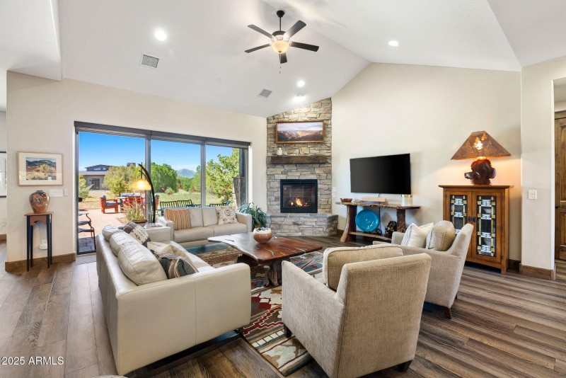 13-Living Room 2