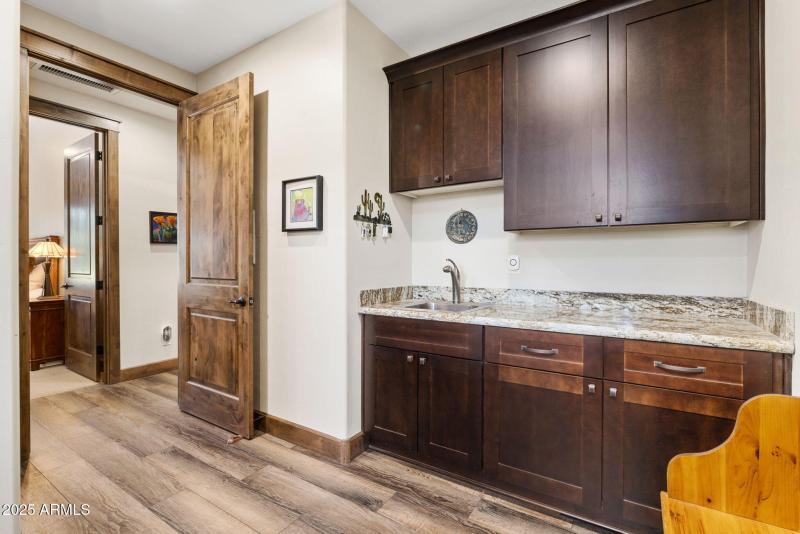 48-Laundry Room 2