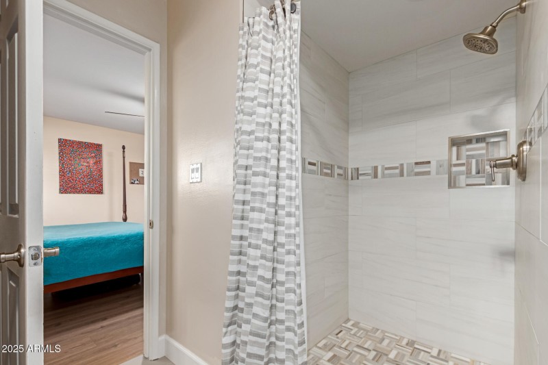 2nd Master Bath 2