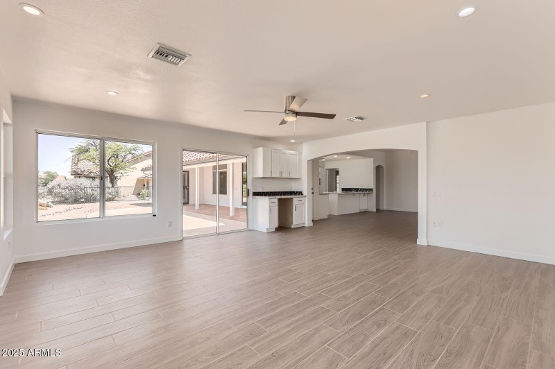 13916 W Whitewood Dr - Web Quality - 019