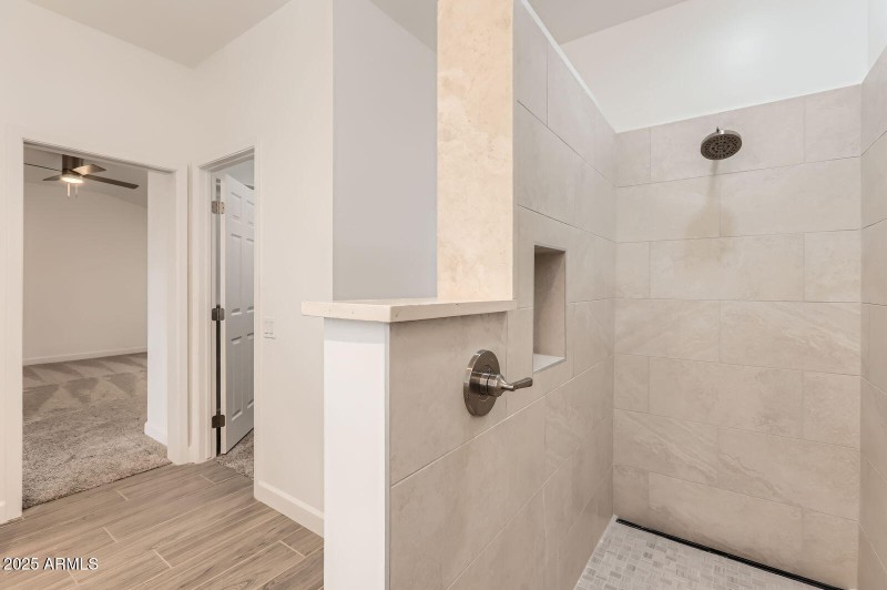 13916 W Whitewood Dr - Web Quality - 025