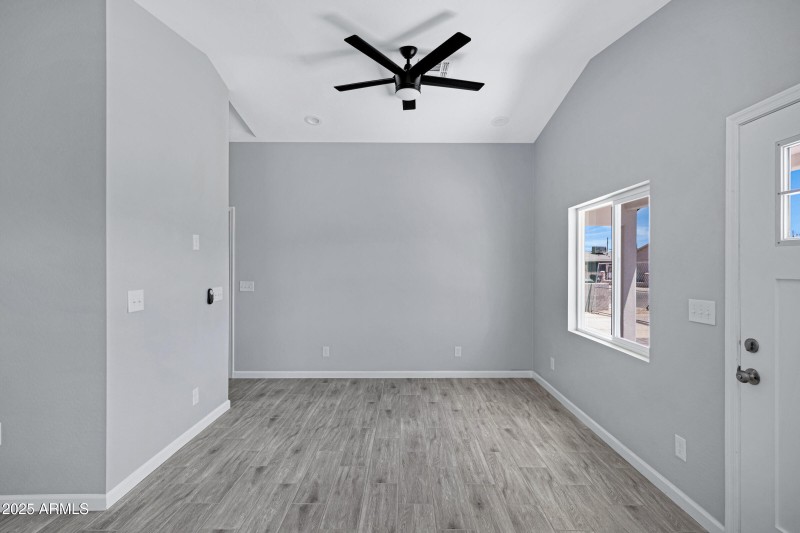 1804 E Pueblo Ave-7
