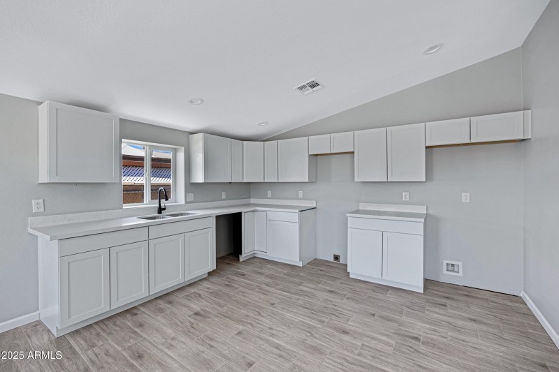 1804 E Pueblo Ave-9