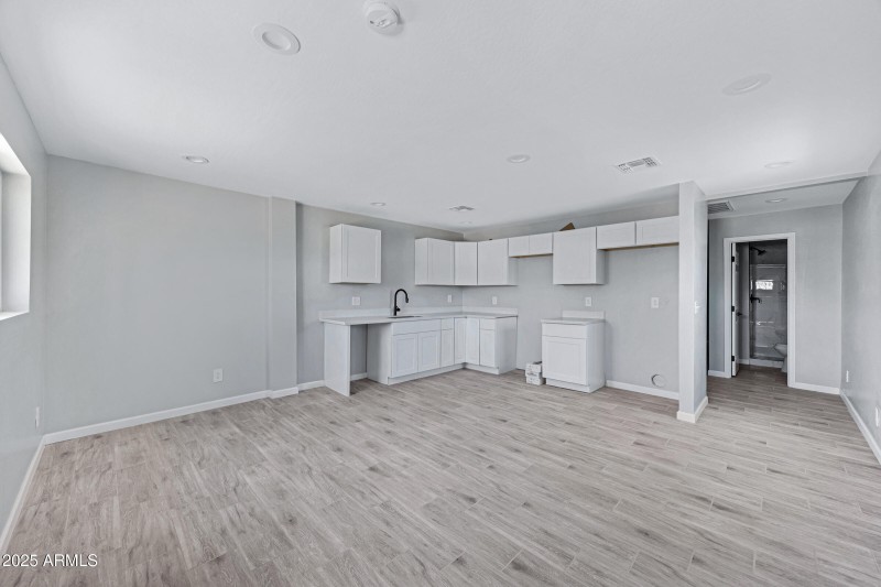 1804 E Pueblo Ave-24