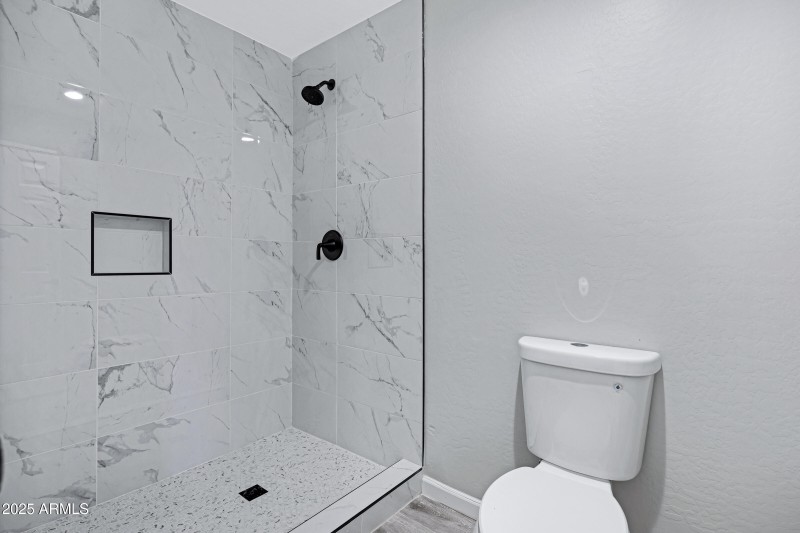 1804 E Pueblo Ave-44