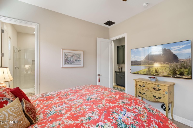 bedroom2