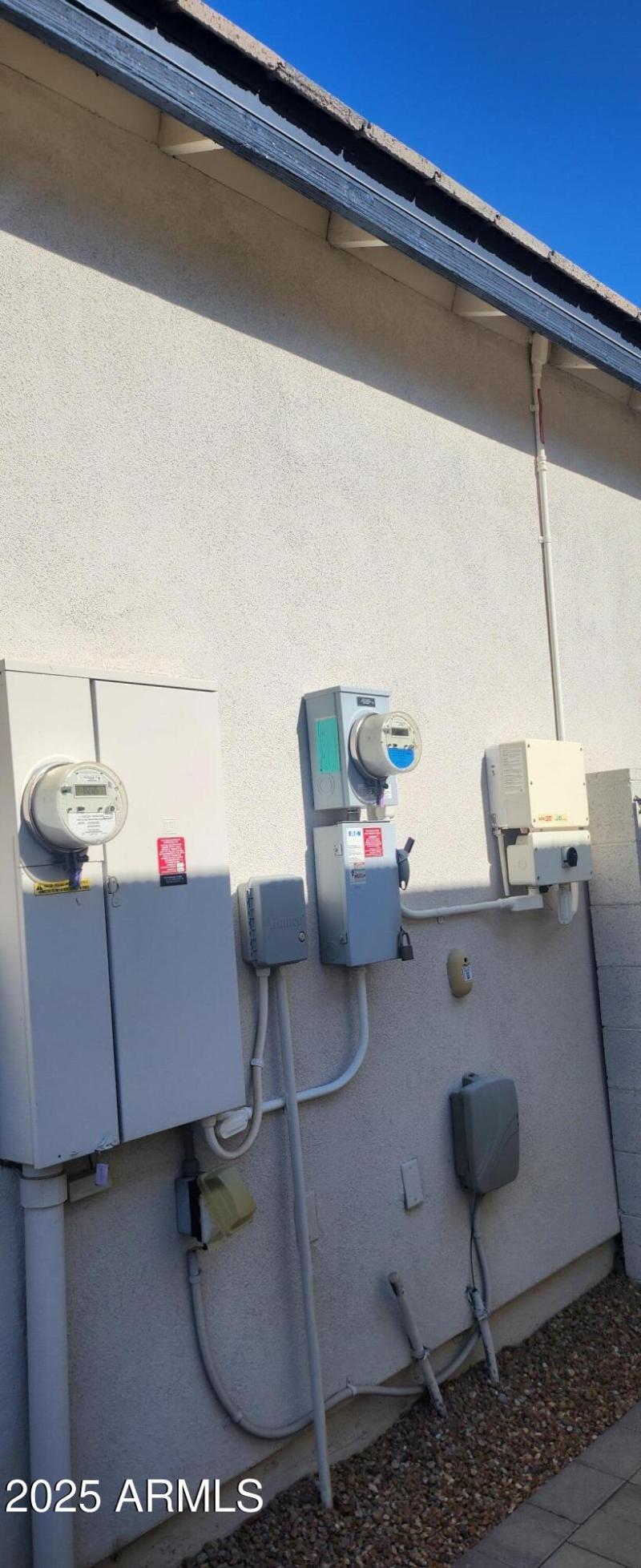 Electric panel with Solar inverter