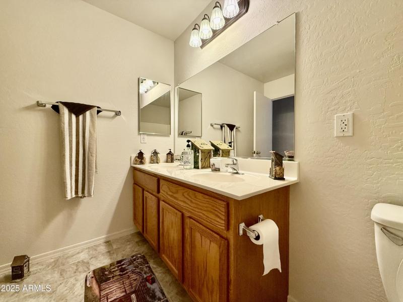 Upstairs Full Bath