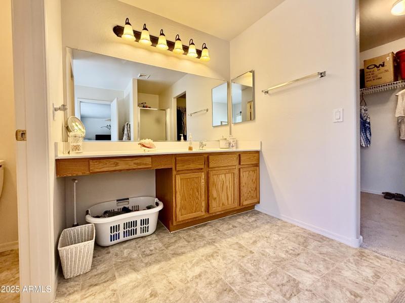 Upstairs Primary Suite Bathroom