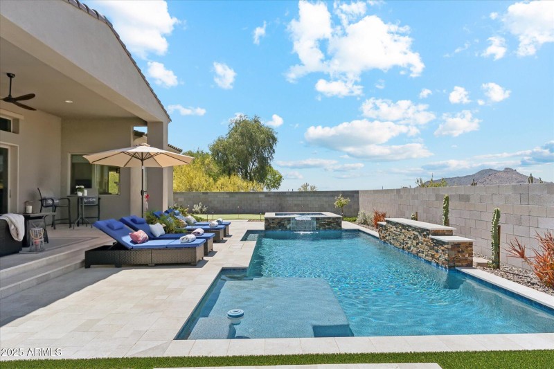 Heated pool