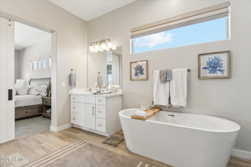 Primary bath