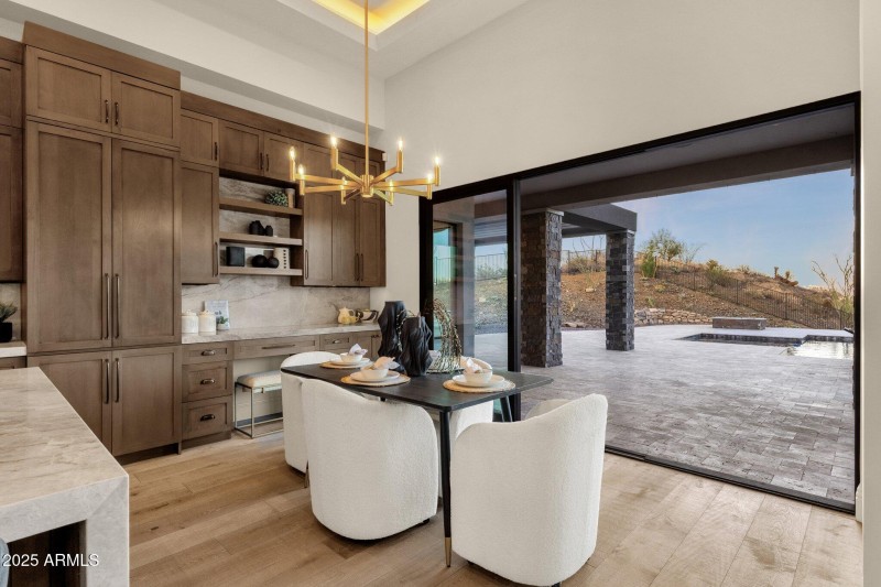 Eat in Kitchen