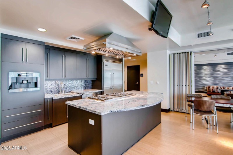 Club Gourmet Kitchen and Recreation Room
