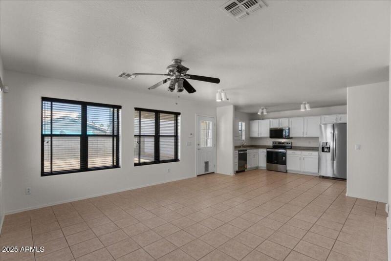 05-Entry and Living Room