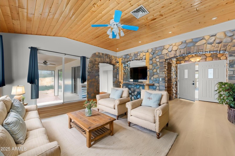 Virtual Staged Image Living Room - Farmh