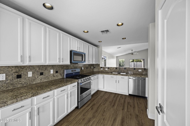 41839WAvellaDr-13