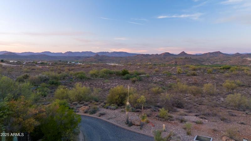 1055 W Monte Vista 00020