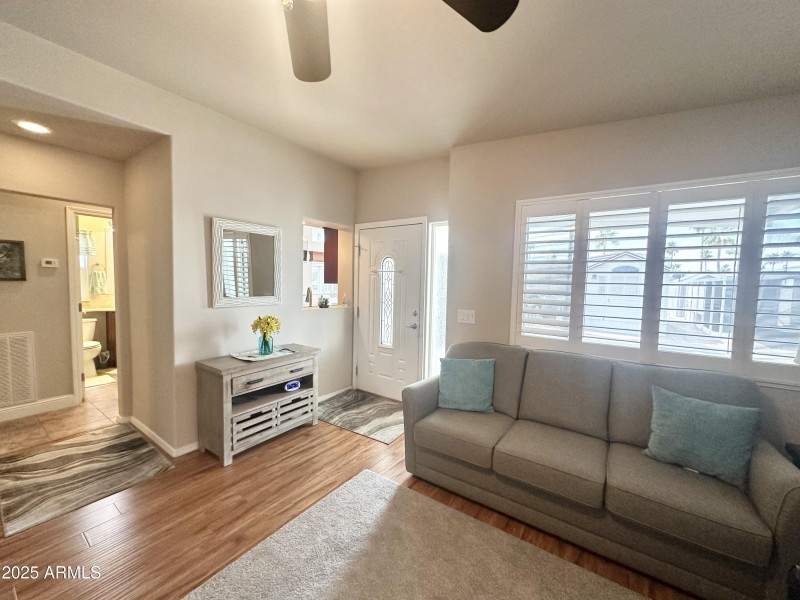 AZ ROOM ENTRY