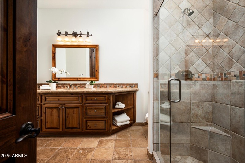 Guest Bath 3