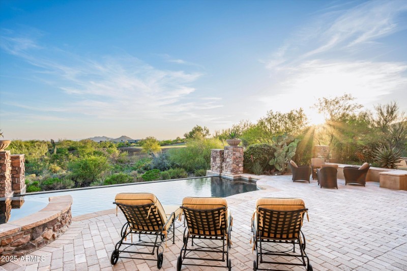 Sun patio