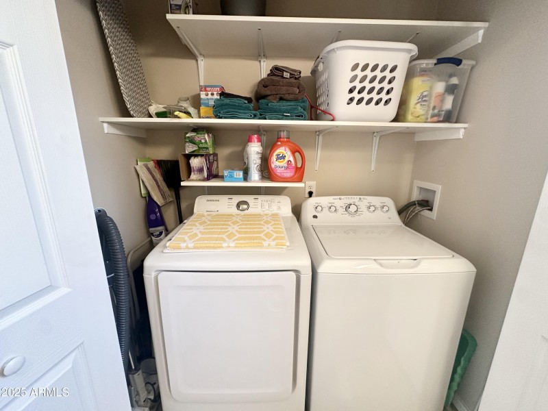 GREAT LAUNDRY AREA