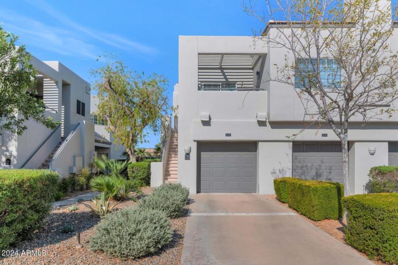 7710 E Gainey Ranch Rd-large-003-030-771