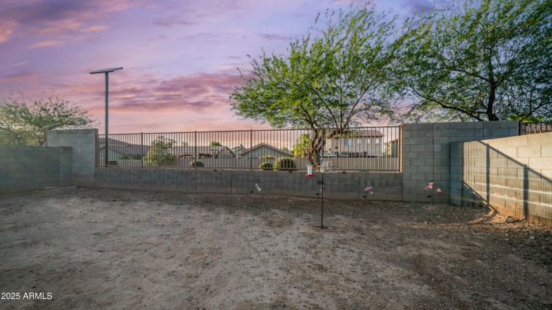 11742 W Chase Lane Exterior Photos-4