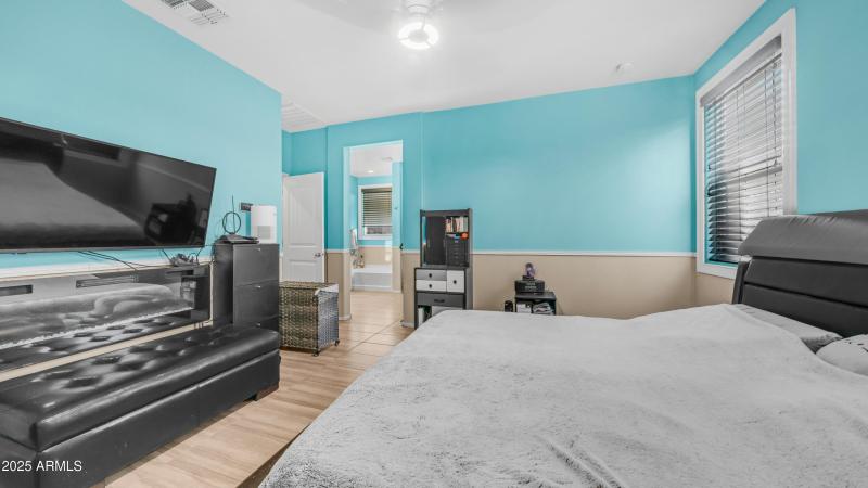 11742 W Chase Lane (18)