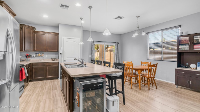 11742 W Chase Lane (12)