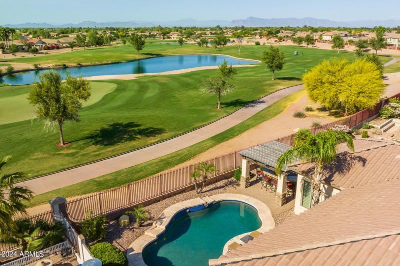 54) GOLF COURSE VIEW