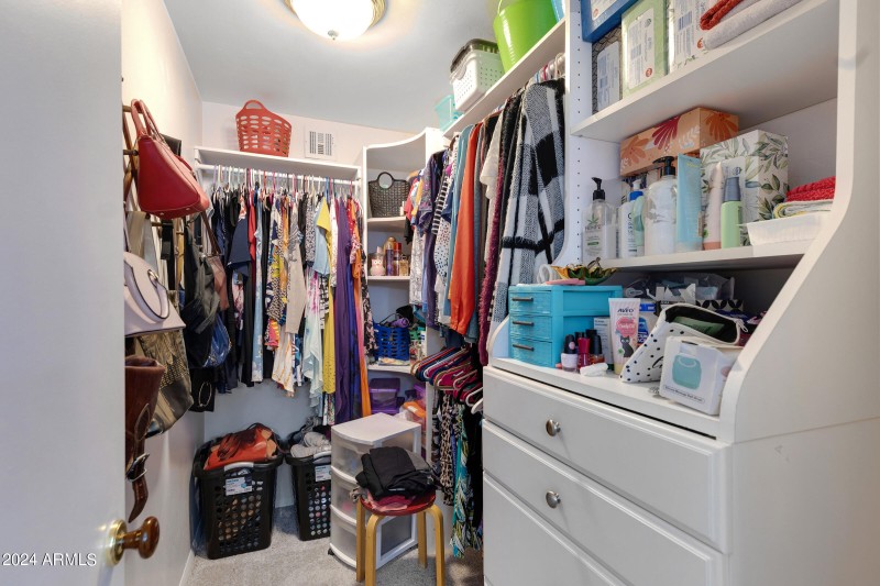 5231 E Tamblo Dr-15